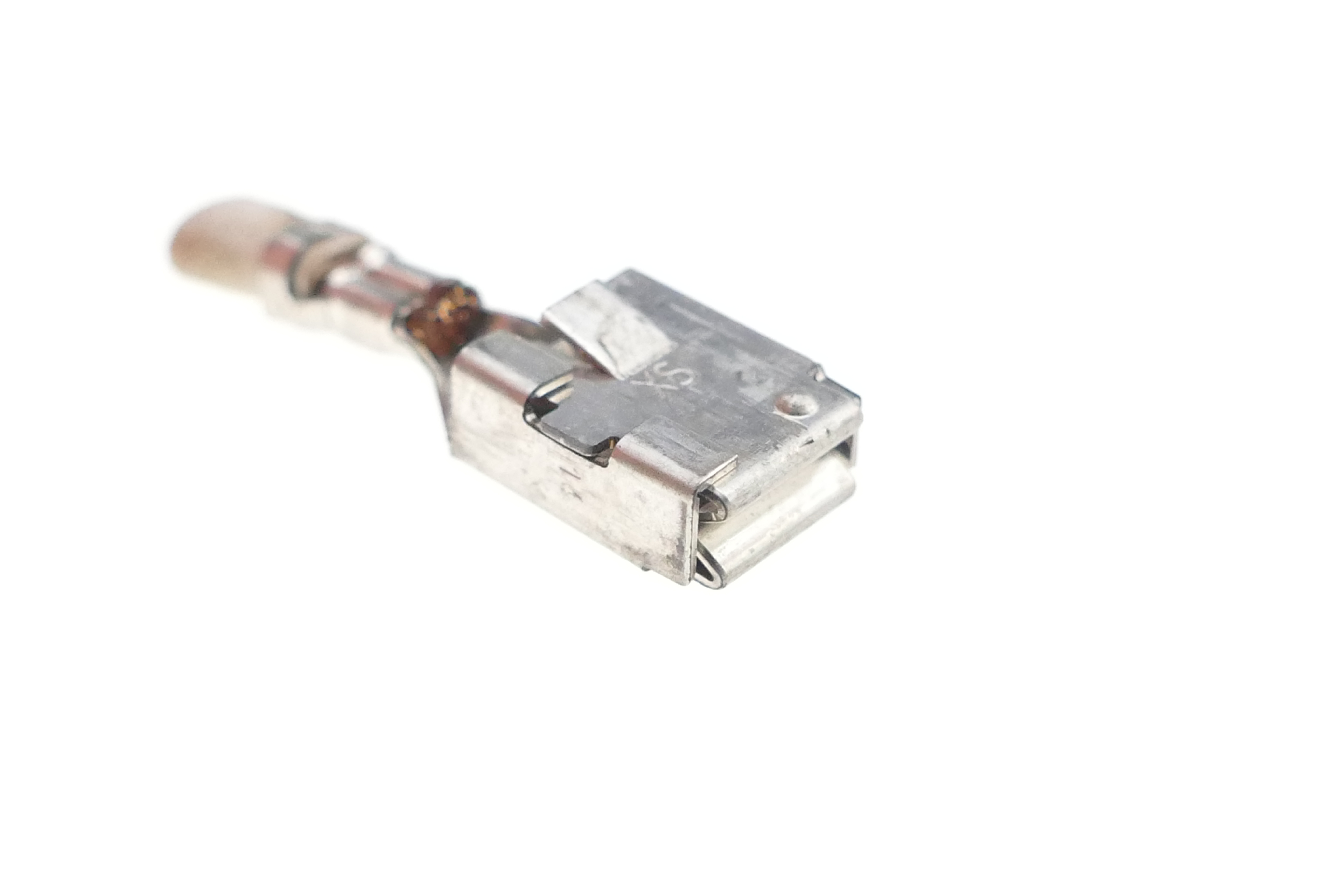 Cardell Maxi-fuse female terminal