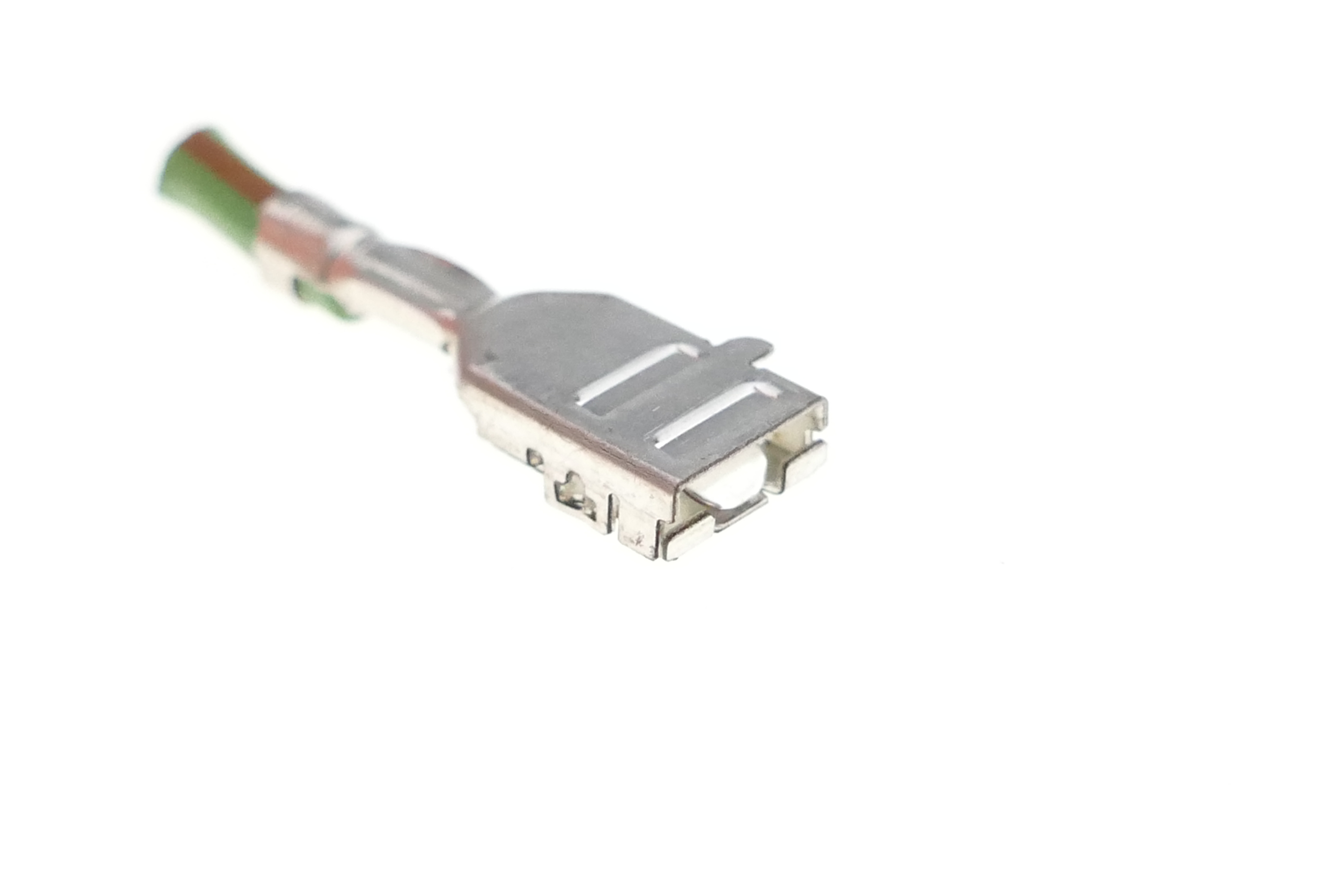 Aptiv GT 630 female terminal