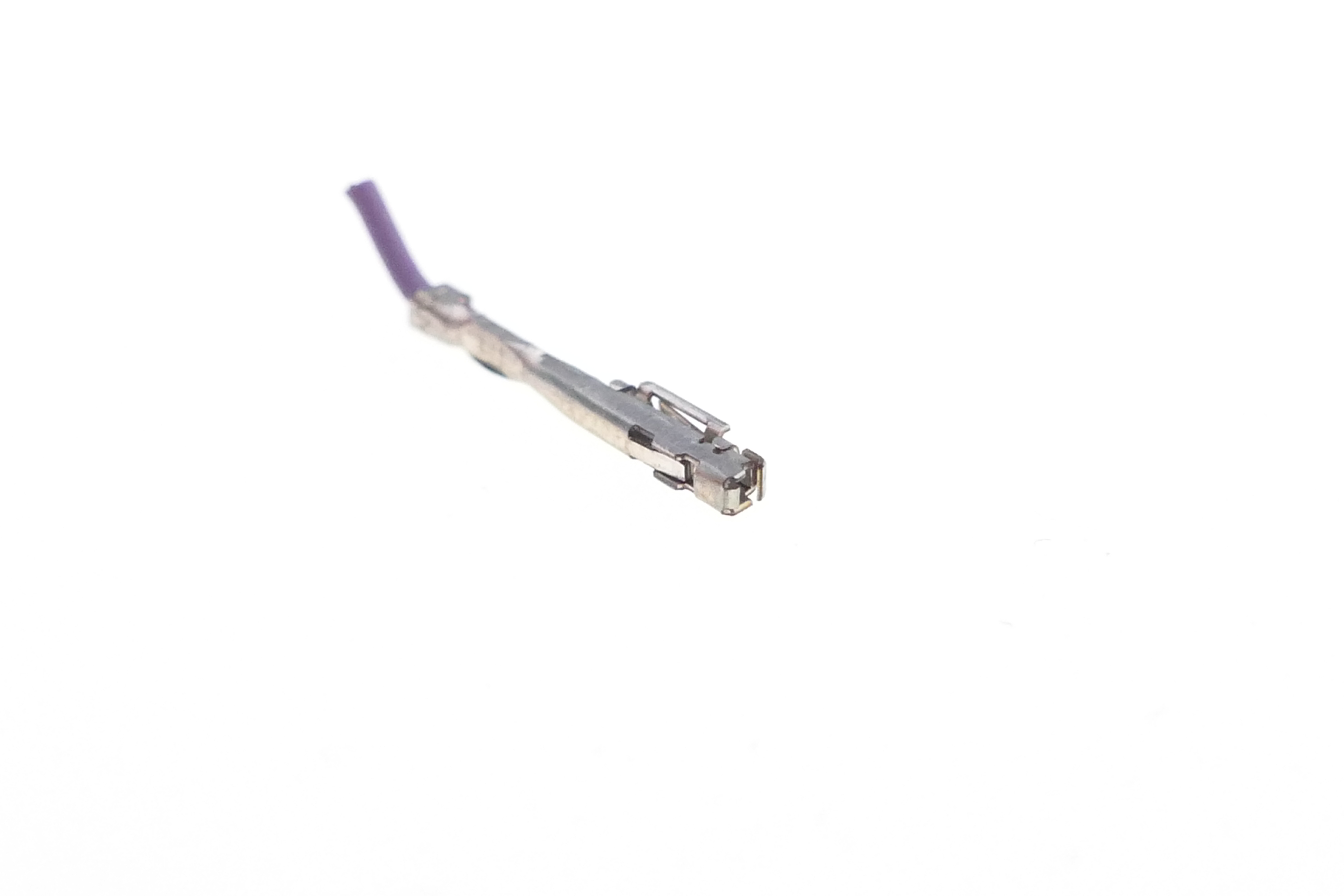 Tyco/AMP Multilock 025 female terminal